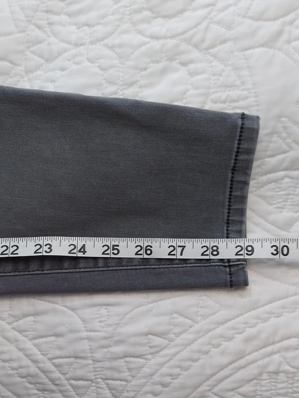 Maurices Skinny Leg Jeggings Stretchy Pants Faded Gray Pockets Size Large 12-14